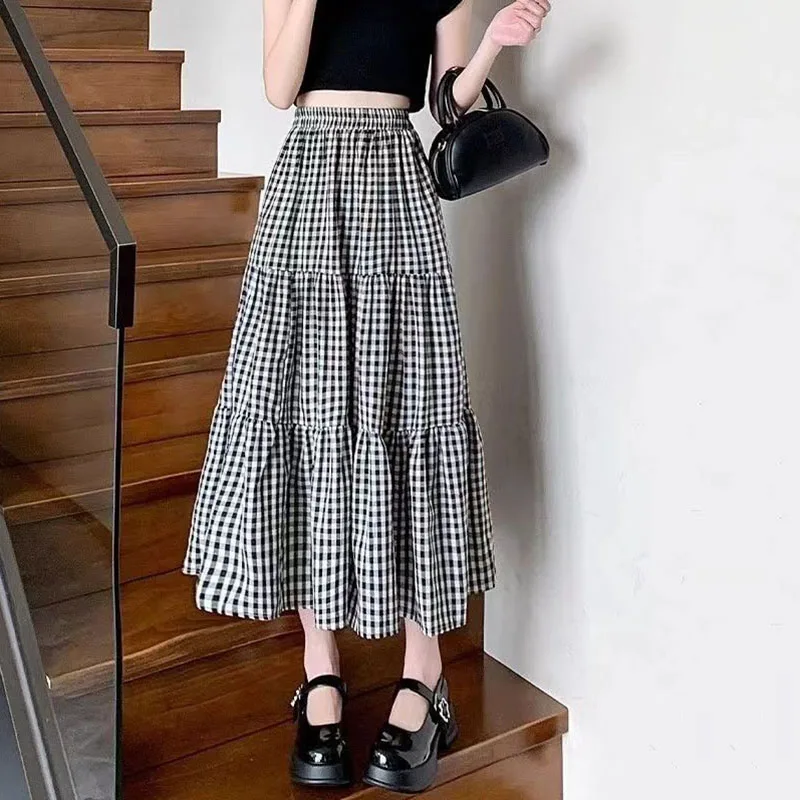Summer Black White Plaid Skirts Women Korean Temperament Fashion Long Skirt Ladies Casual High Waist Fold Student A-Line Skirts