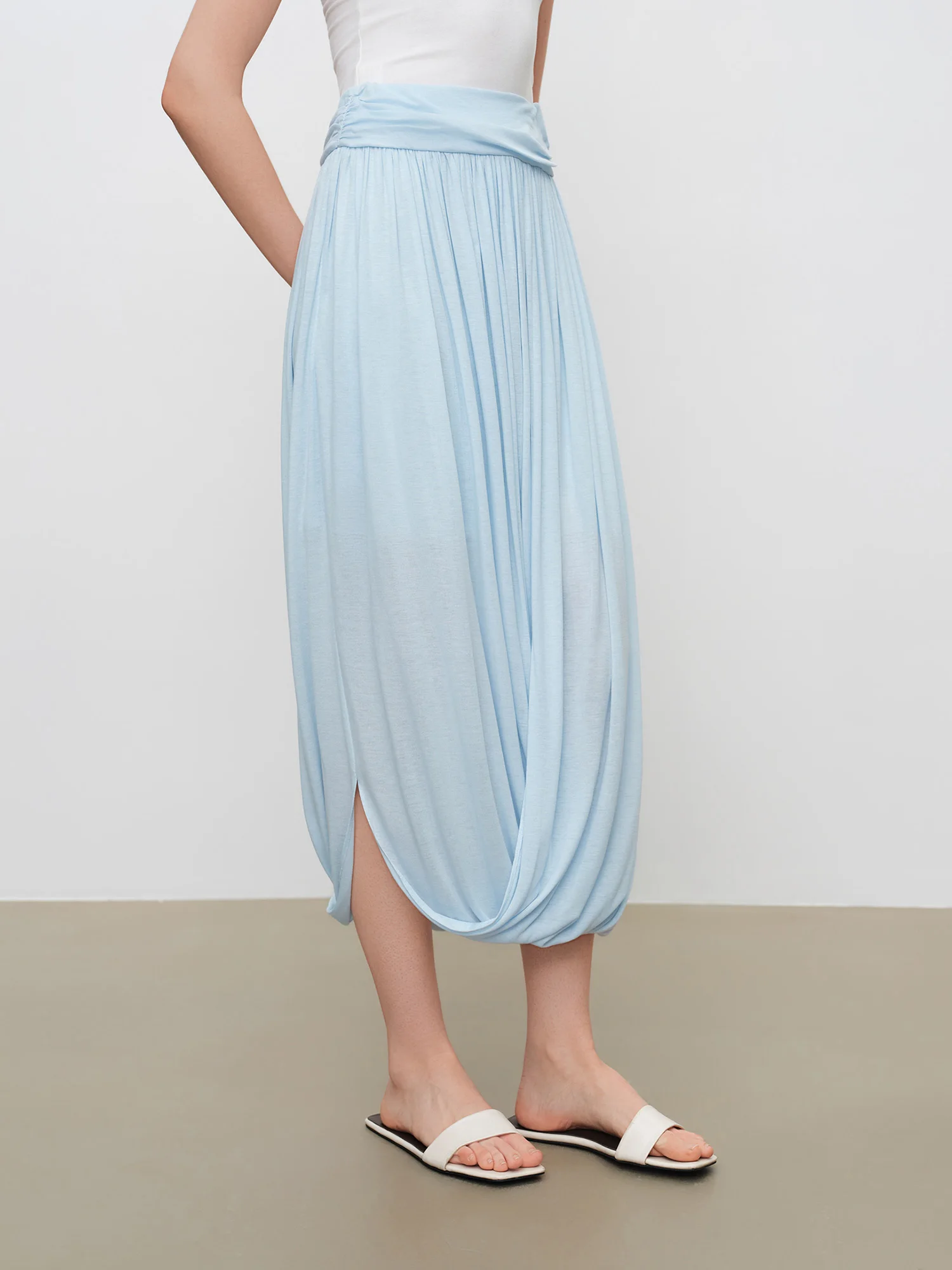 ZIQIAO 2026 Summer New Women‘s Bubble Hem Asymmetric Midi Skirt, Voluminous Knit Bubble Skirt for Coquette & Y2K Street Style