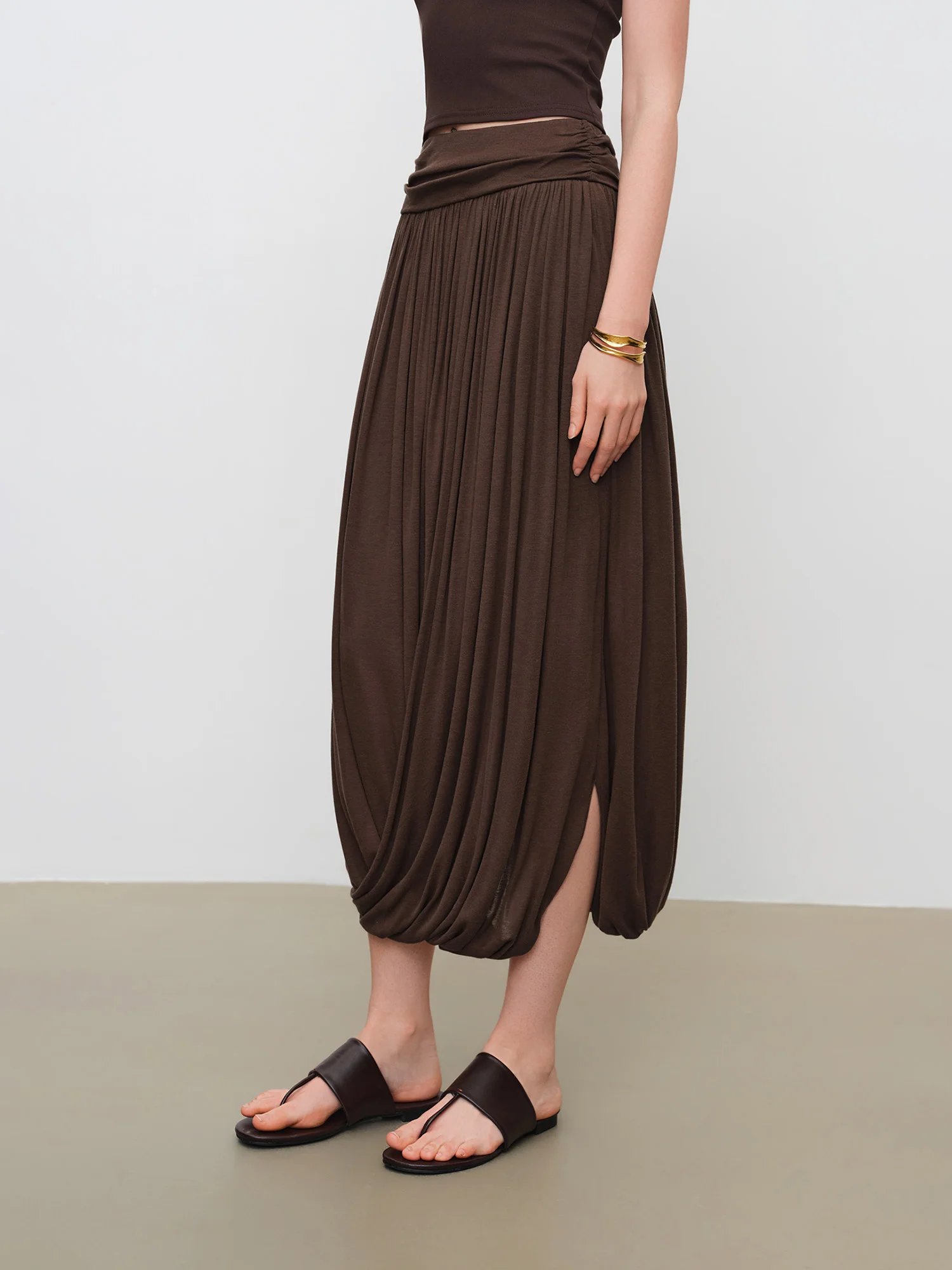ZIQIAO 2026 Summer New Women‘s Bubble Hem Asymmetric Midi Skirt, Voluminous Knit Bubble Skirt for Coquette & Y2K Street Style
