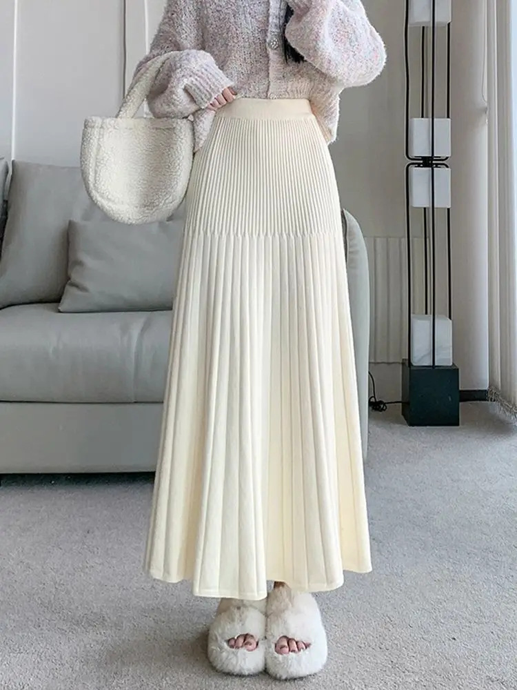 Knitted pleated skirt for women Autumn Winter 2024 new elastic high-waisted slimming A line wrapped buttock fishtail skirt