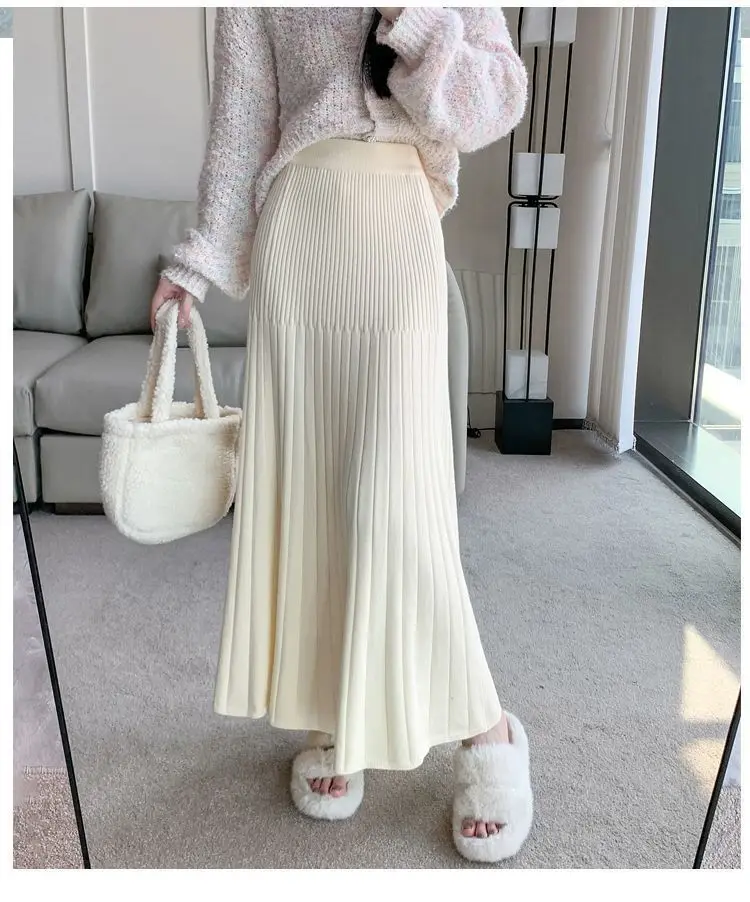 Knitted pleated skirt for women Autumn Winter 2024 new elastic high-waisted slimming A line wrapped buttock fishtail skirt
