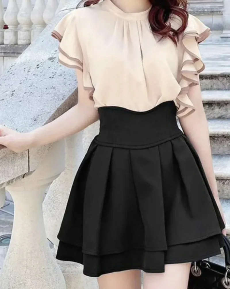 Japanese Lolita Black Skirts Women 2026 Spring Autumn New Radian Waistline Slim Short Pleated Female Mini Culottes