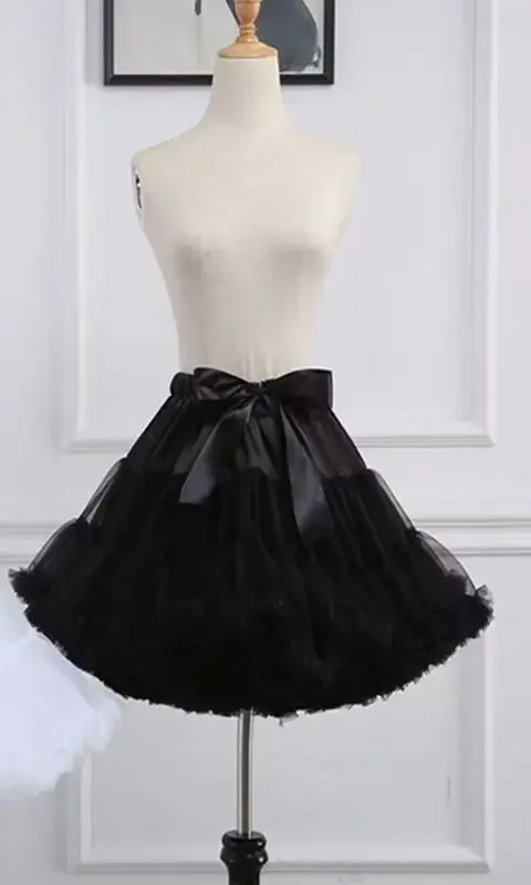 Vintage Style Lolita Petticoat with Floral Details Layered Crinoline Bustle Skirt for Wedding Dresses, Cosplay Tutu Undergarment