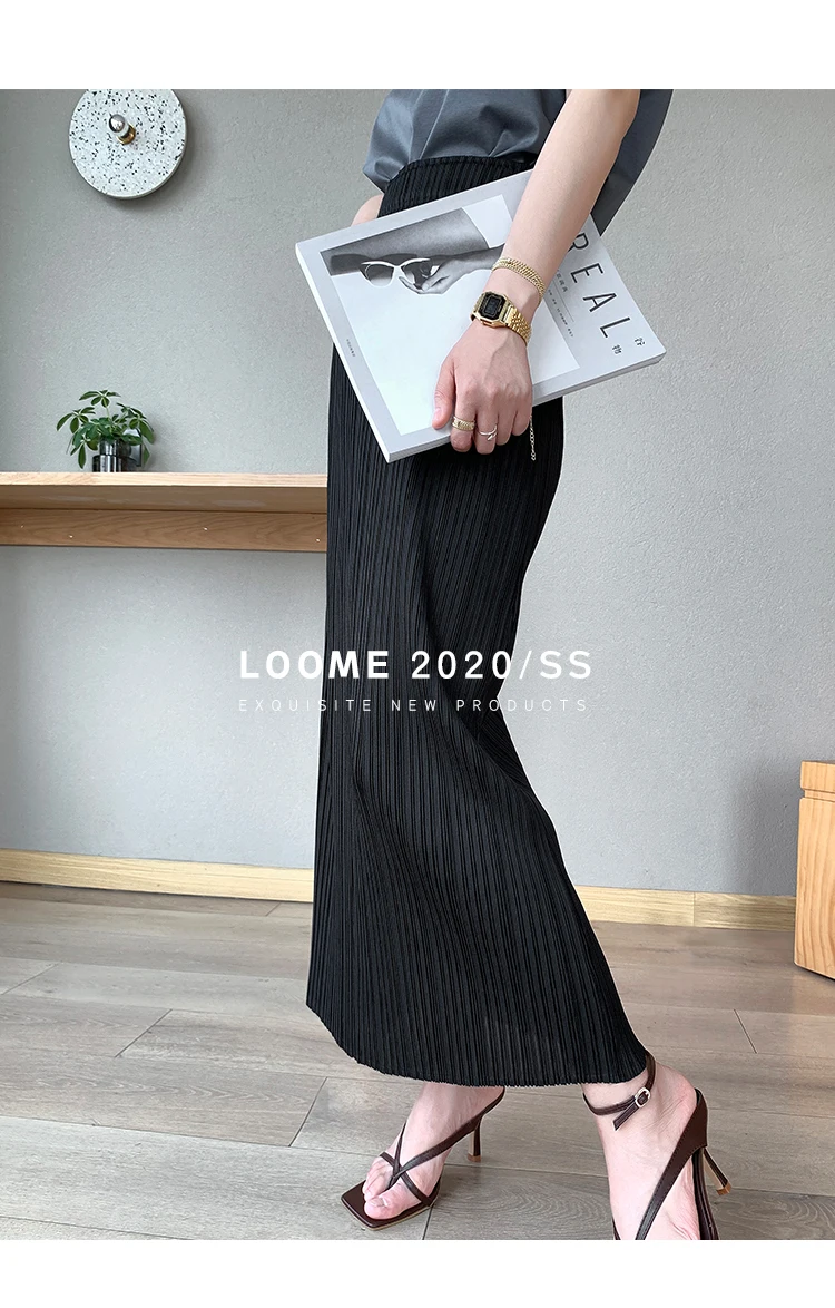 Miyake Pleated Classic Elastic Waistband Straight Casual Skirts (90CM)