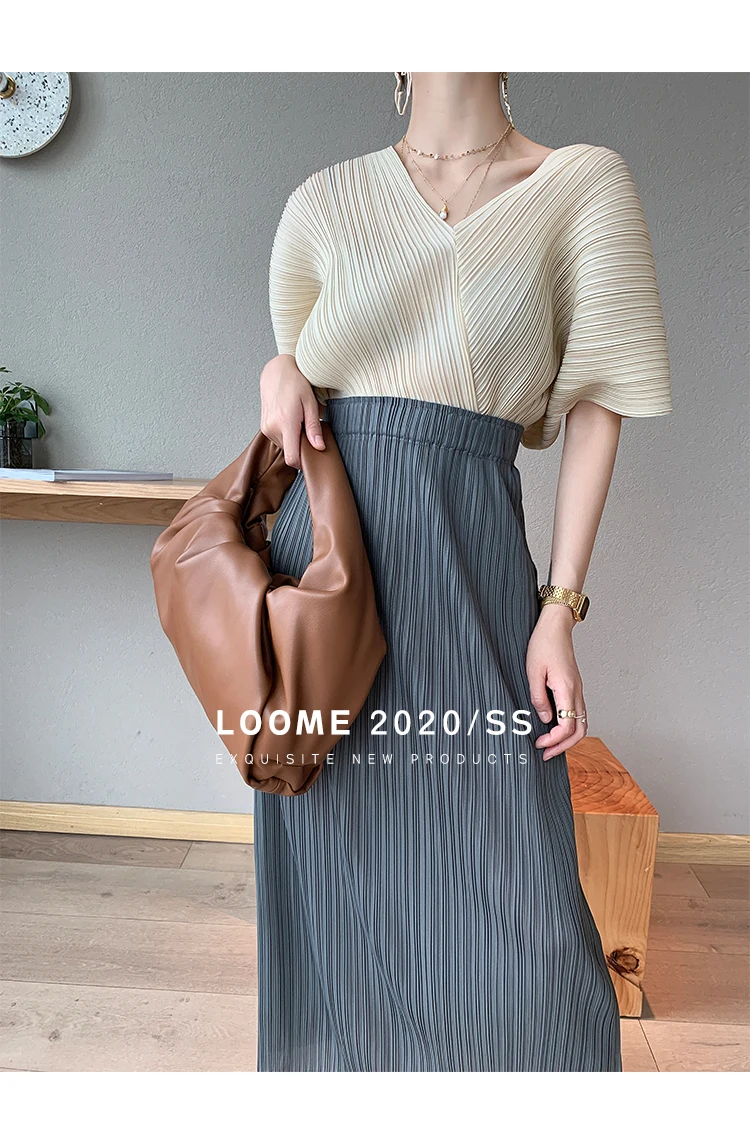 Miyake Pleated Classic Elastic Waistband Straight Casual Skirts (90CM)