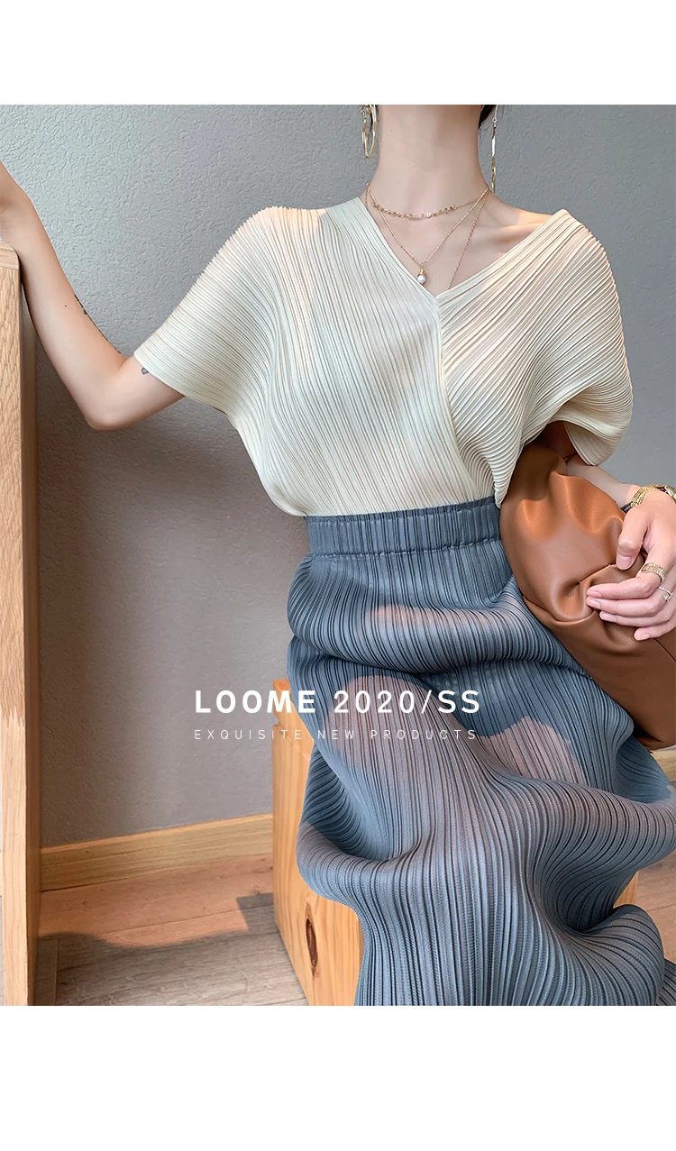 Miyake Pleated Classic Elastic Waistband Straight Casual Skirts (90CM)