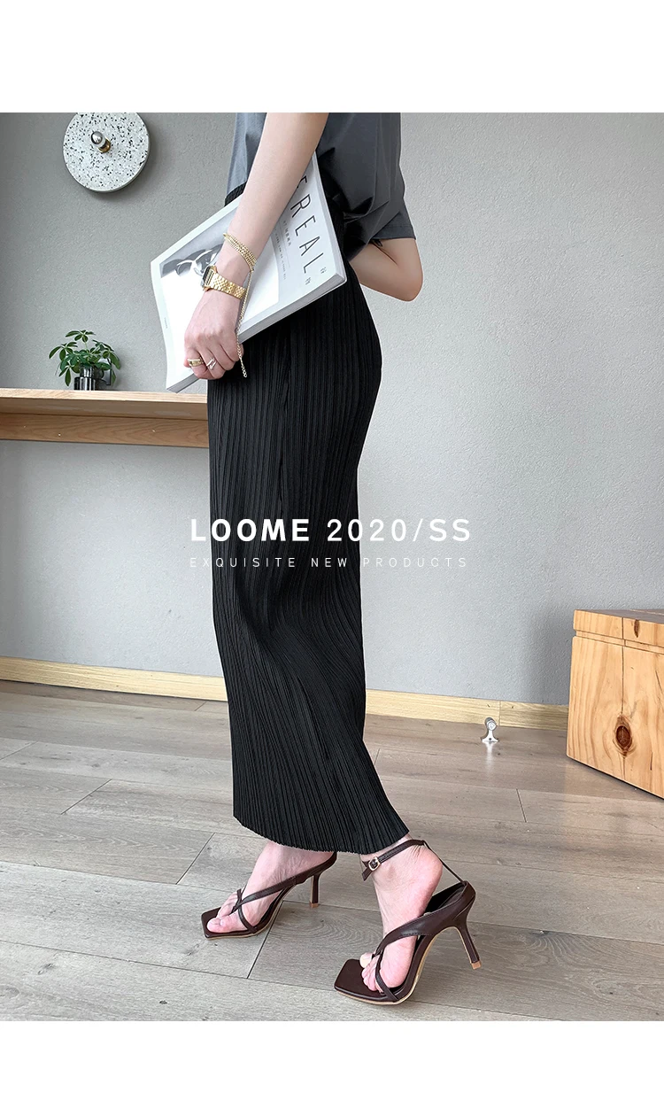 Miyake Pleated Classic Elastic Waistband Straight Casual Skirts (90CM)