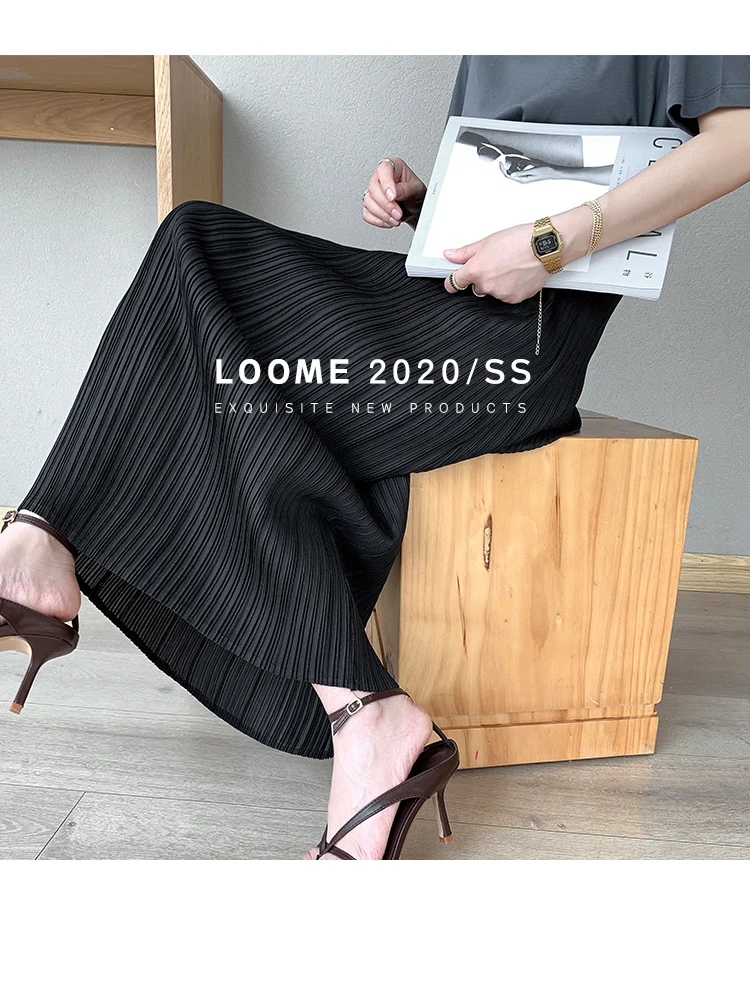 Miyake Pleated Classic Elastic Waistband Straight Casual Skirts (90CM)