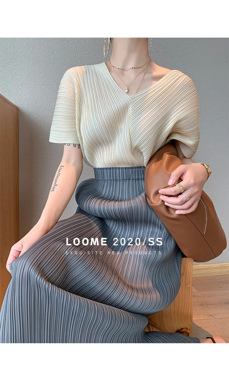 Miyake Pleated Classic Elastic Waistband Straight Casual Skirts (90CM)