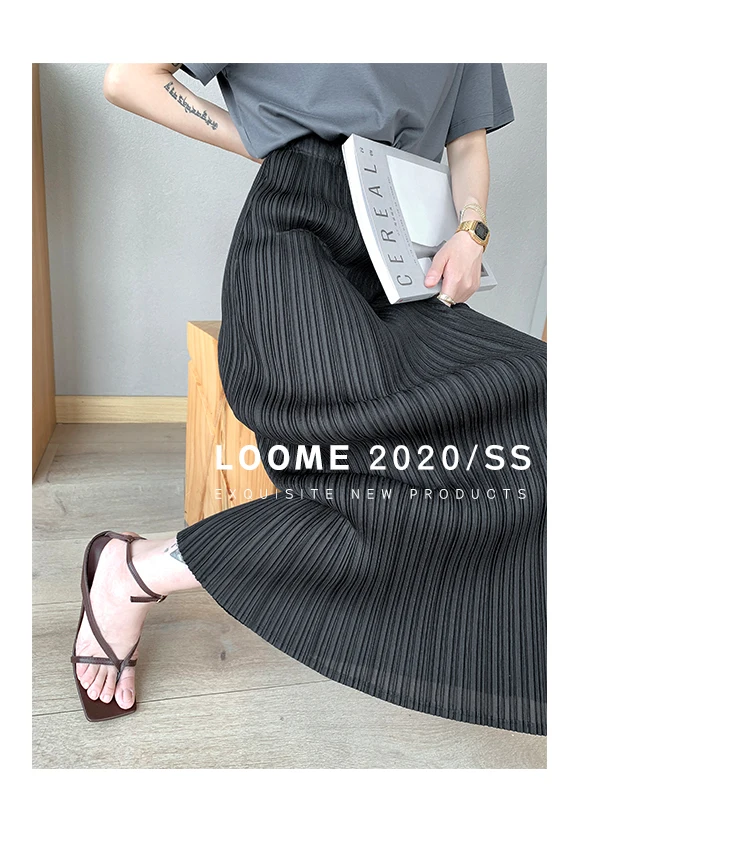 Miyake Pleated Classic Elastic Waistband Straight Casual Skirts (90CM)