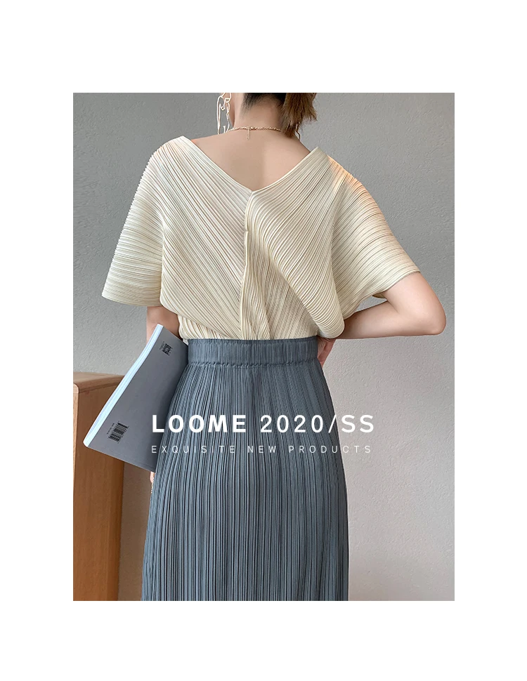 Miyake Pleated Classic Elastic Waistband Straight Casual Skirts (90CM)