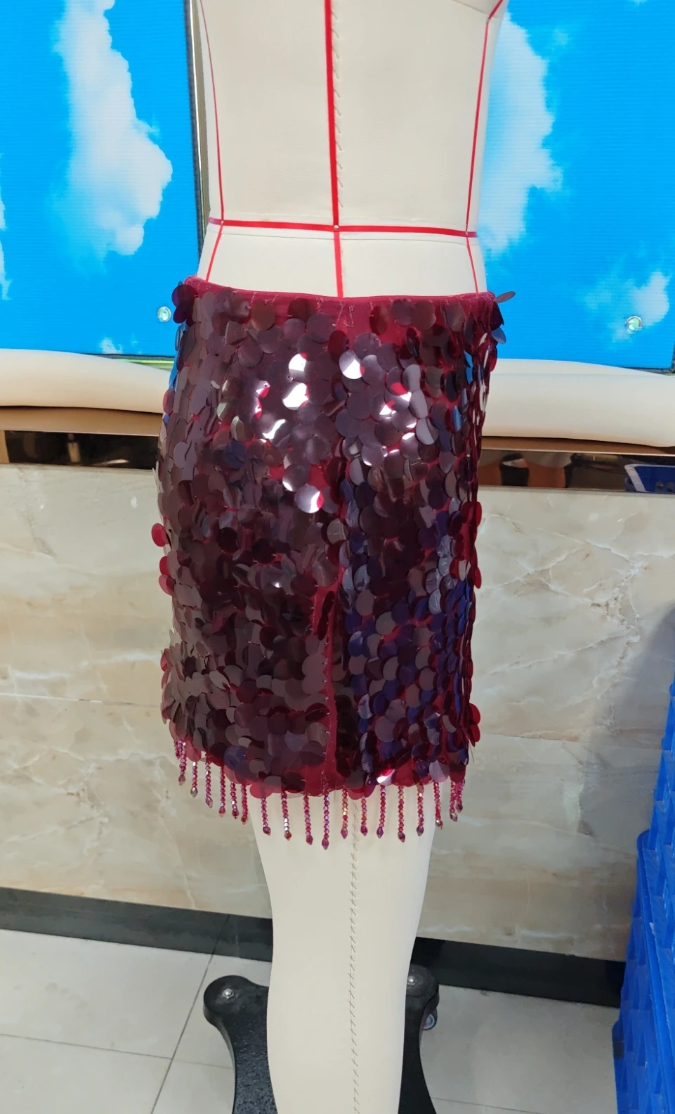 Sexy Tassels Sequins Mini Skirt Women Fashion Bodycon A-line Mini Skirt Summer Glitter Lady Party Club Dress High Street Wear