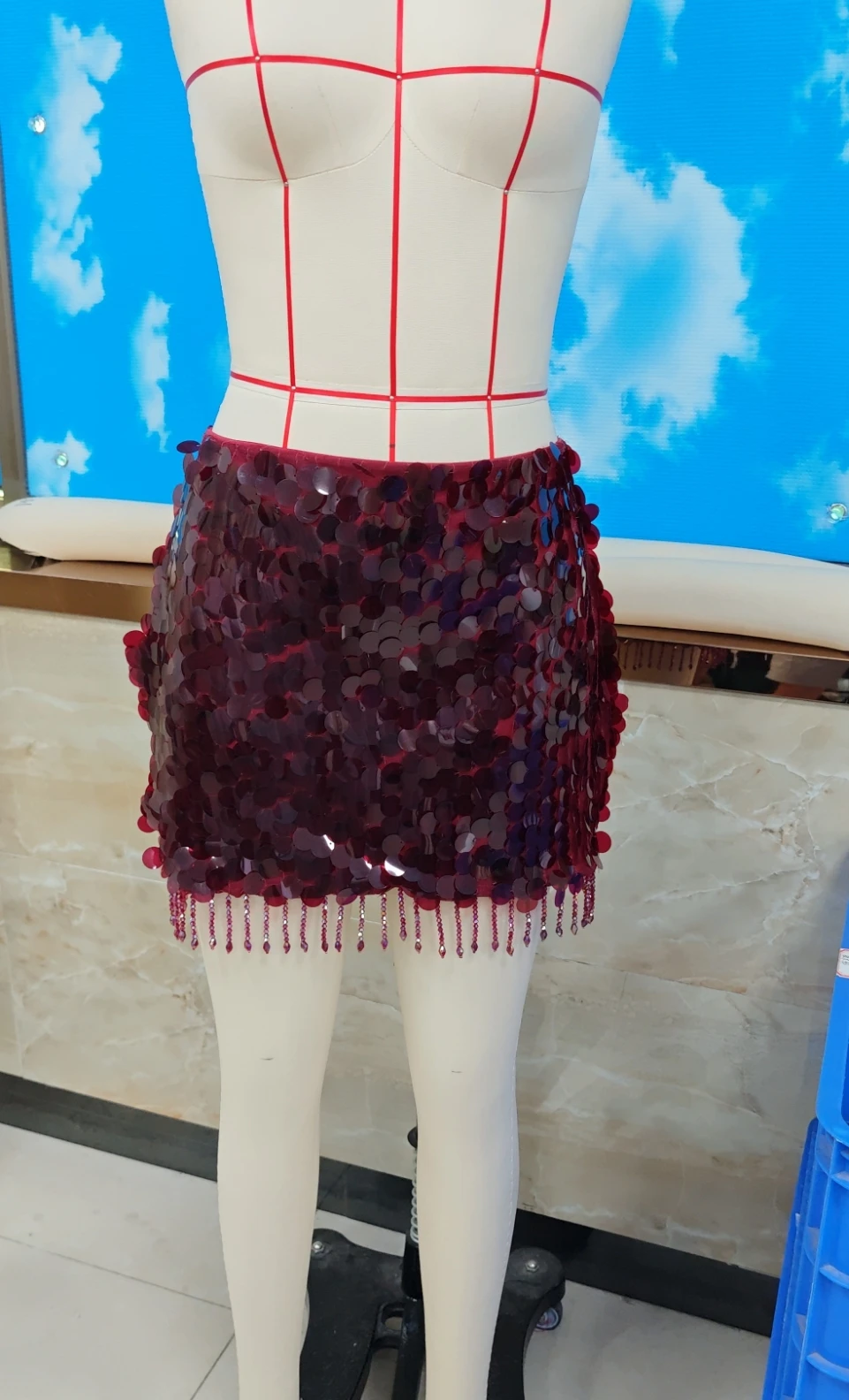 Sexy Tassels Sequins Mini Skirt Women Fashion Bodycon A-line Mini Skirt Summer Glitter Lady Party Club Dress High Street Wear