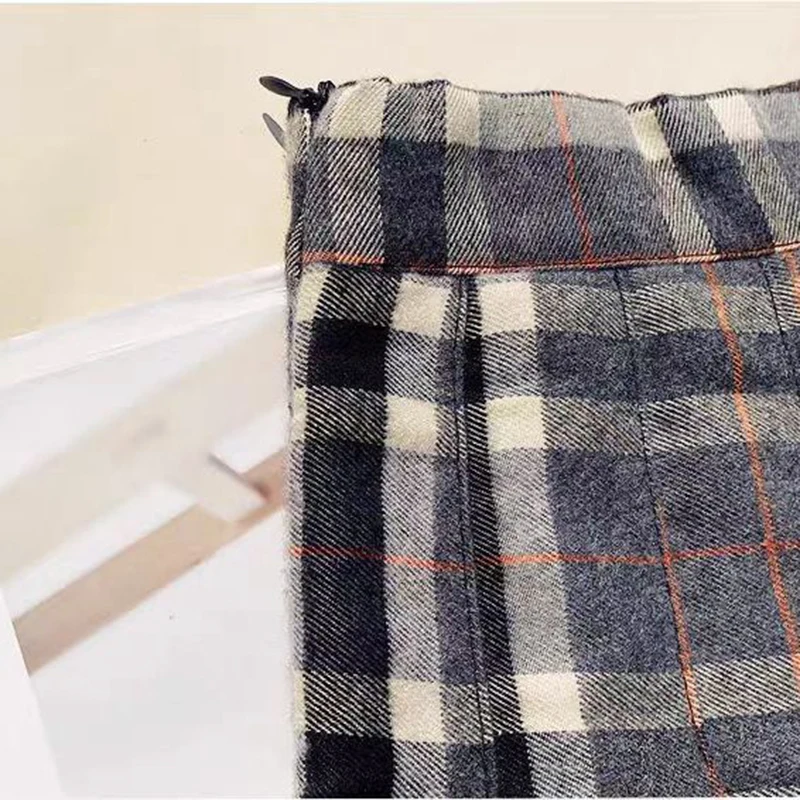 Plaid Woolen Pleated Skirts for Women Fall Winter High Waist Preppy Warm Mini Skirts Lady Fashion Korean All-Match A Line Skirts
