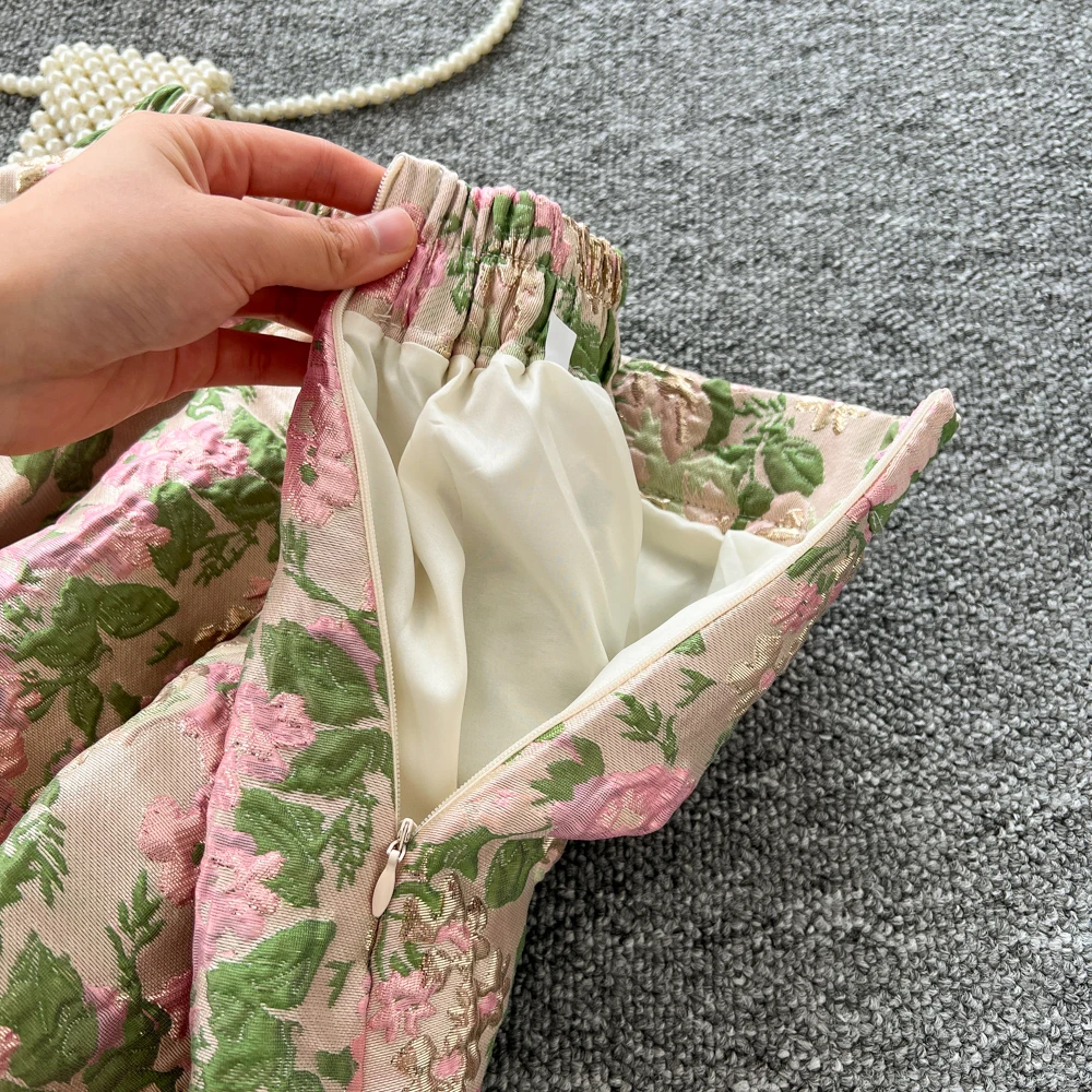 SINGREINY Fashion Jacquard Vintage Skirts Autumn 2025 Zipper Design Puffy Women American Retro Floral Print A Line Skirts