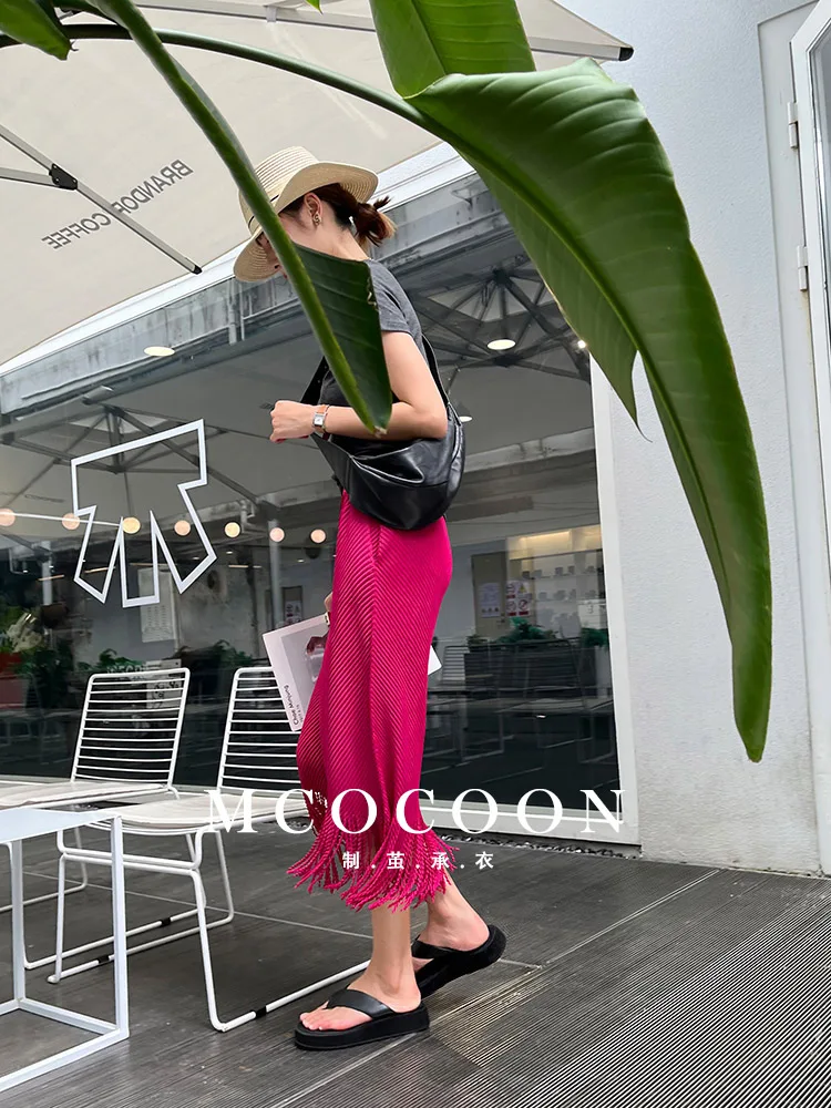 Miyake Pleated 2025 Summer New Girls' Skirt Is Fashionable And Versatile, A High-waisted Diamond-patterned Tassel Skirt