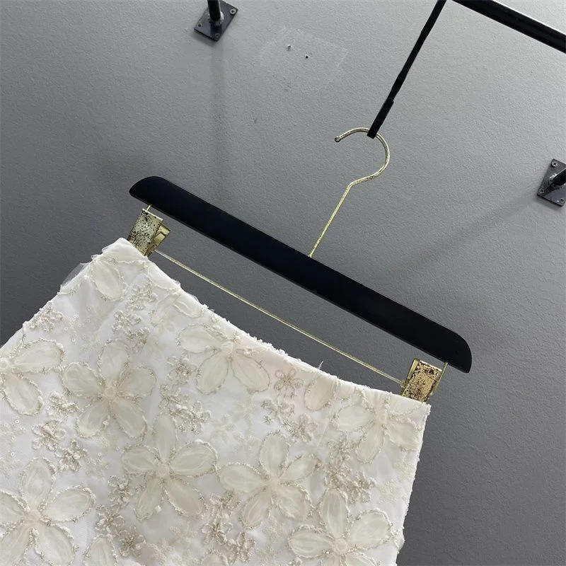 White Flower Skirt Women's Spring And Summer 2025 New High Waist Slim Anti-Exposure A-Word Hip Skirt MiNiskirt