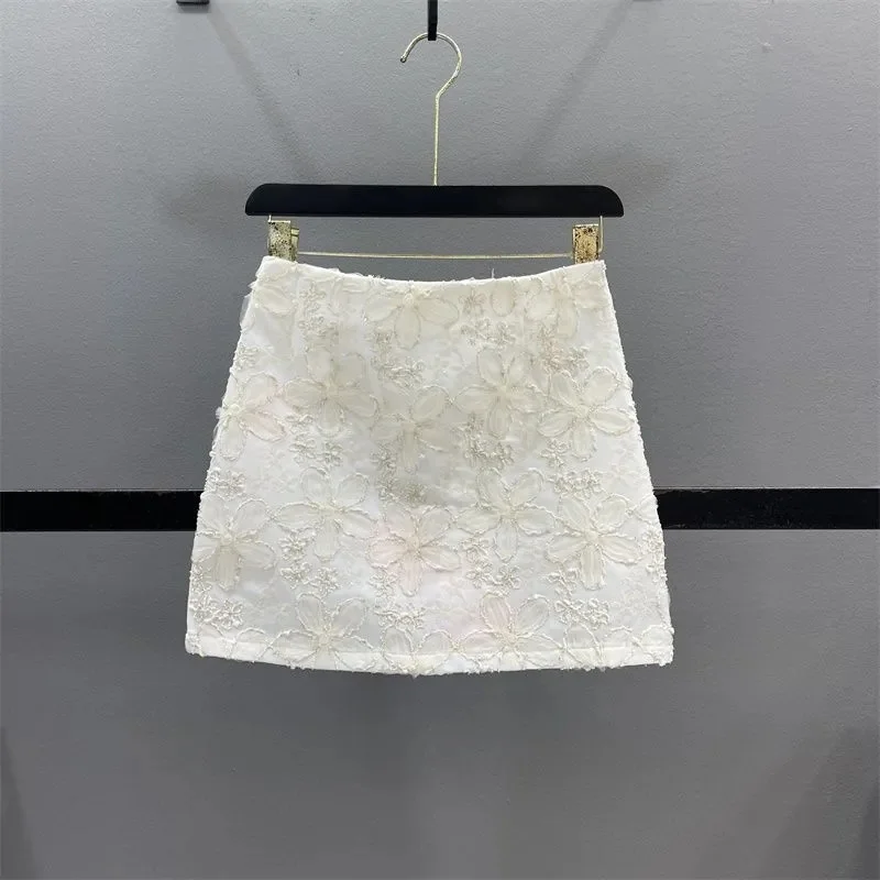 White Flower Skirt Women's Spring And Summer 2025 New High Waist Slim Anti-Exposure A-Word Hip Skirt MiNiskirt