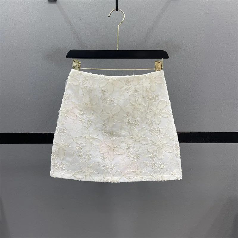 White Flower Skirt Women's Spring And Summer 2025 New High Waist Slim Anti-Exposure A-Word Hip Skirt MiNiskirt