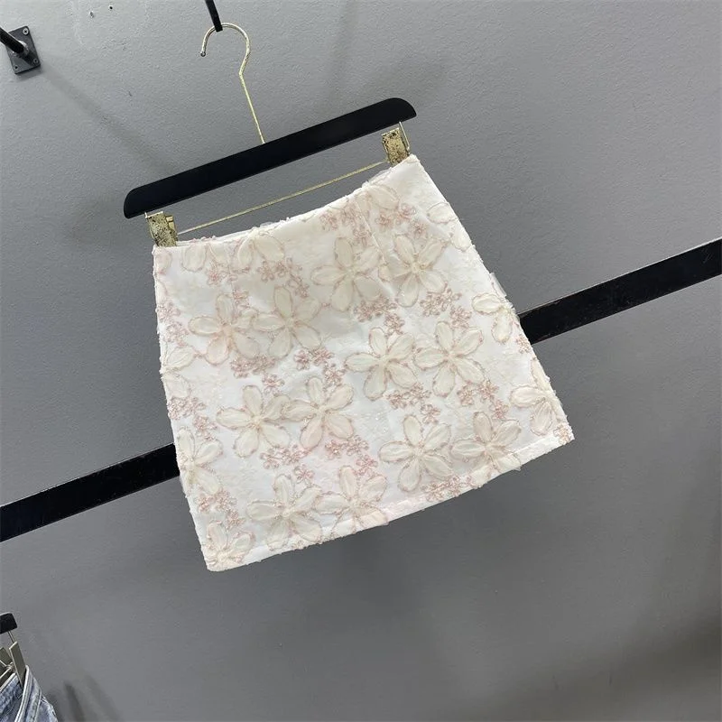 White Flower Skirt Women's Spring And Summer 2025 New High Waist Slim Anti-Exposure A-Word Hip Skirt MiNiskirt