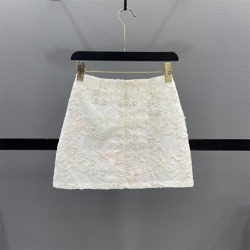 White Flower Skirt Women's Spring And Summer 2025 New High Waist Slim Anti-Exposure A-Word Hip Skirt MiNiskirt