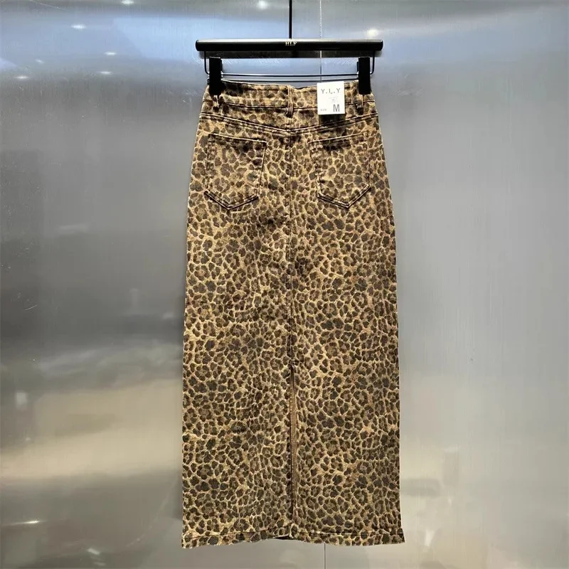 Ladies New Temperament Leopard Fashion Skirt spring Summer And Autumn New High Waist Slim Fashion Joker Button Denim Hip Skirt
