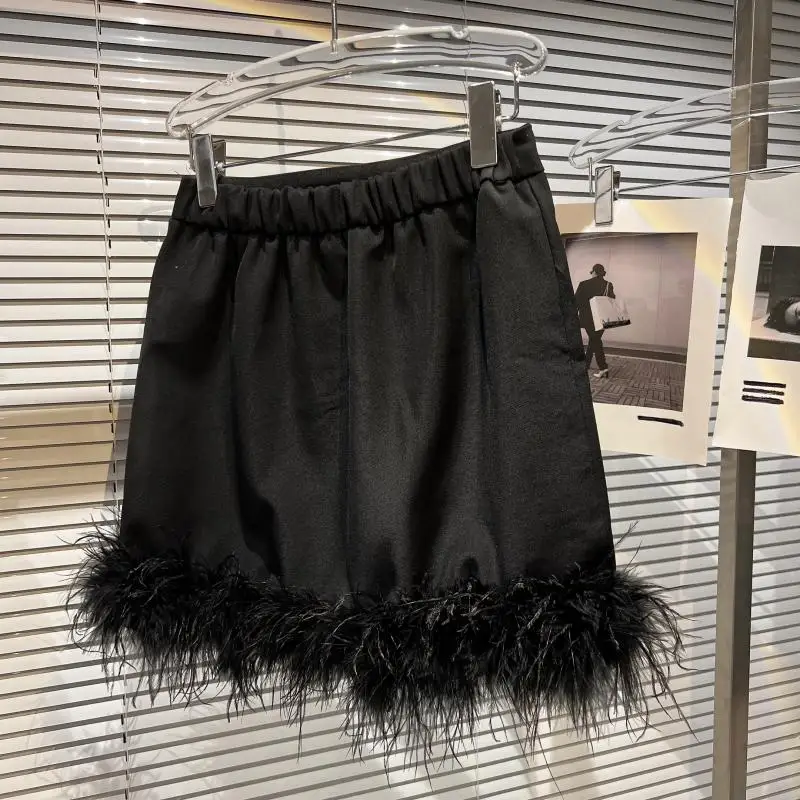 French Sexy Socialite Feather Splicing High Waist Slim Hip-Wrapped Sweet Simple Solid Color Versatile Mini Skirt Women Autumn