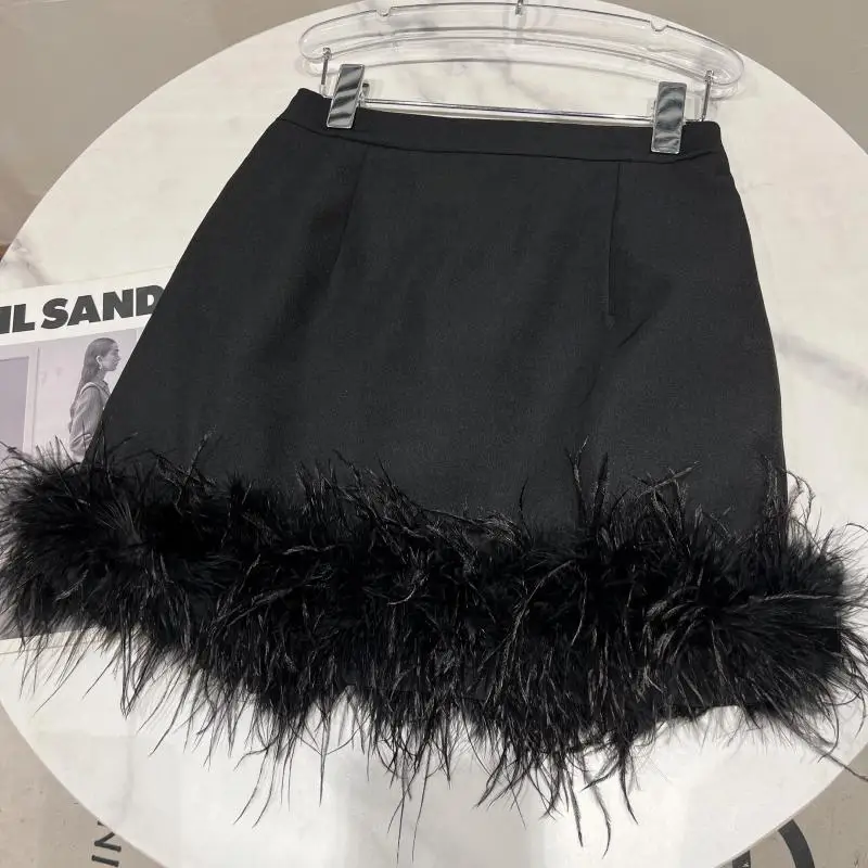 French Sexy Socialite Feather Splicing High Waist Slim Hip-Wrapped Sweet Simple Solid Color Versatile Mini Skirt Women Autumn
