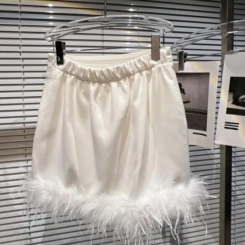 French Sexy Socialite Feather Splicing High Waist Slim Hip-Wrapped Sweet Simple Solid Color Versatile Mini Skirt Women Autumn