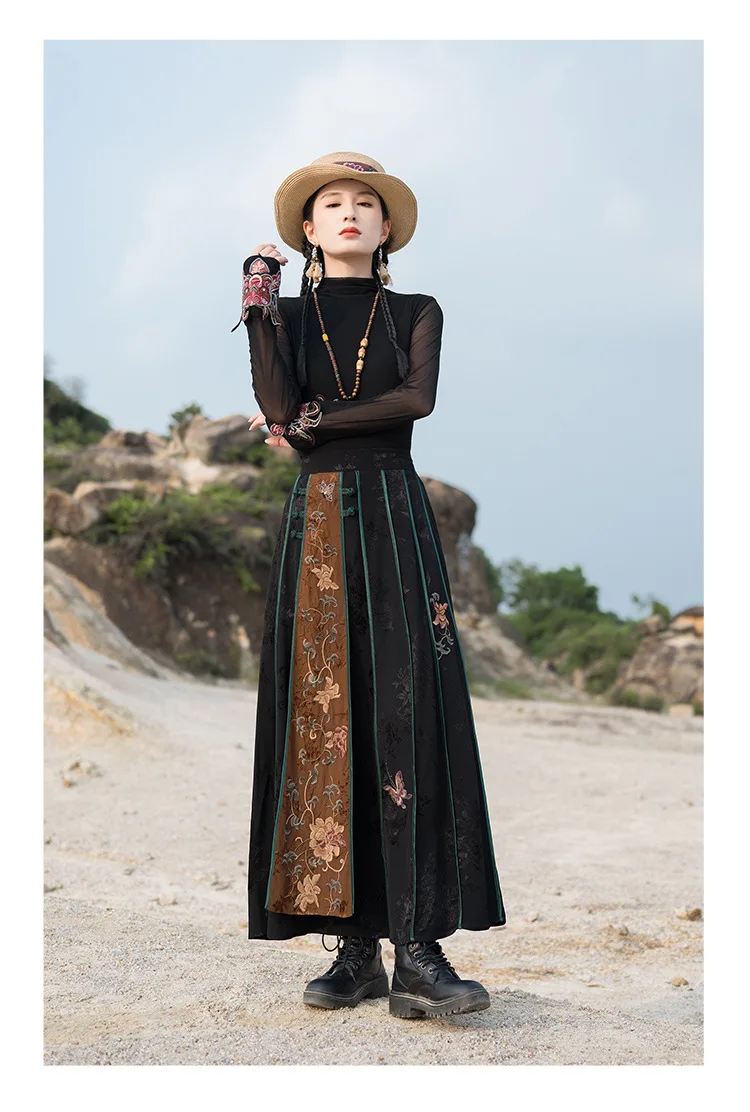 High Quality Floral Embroidery Long Skirt Women New Arrival 2025 Spring Chinese Style Vintage Ladies Elegant A-line Skirts M932