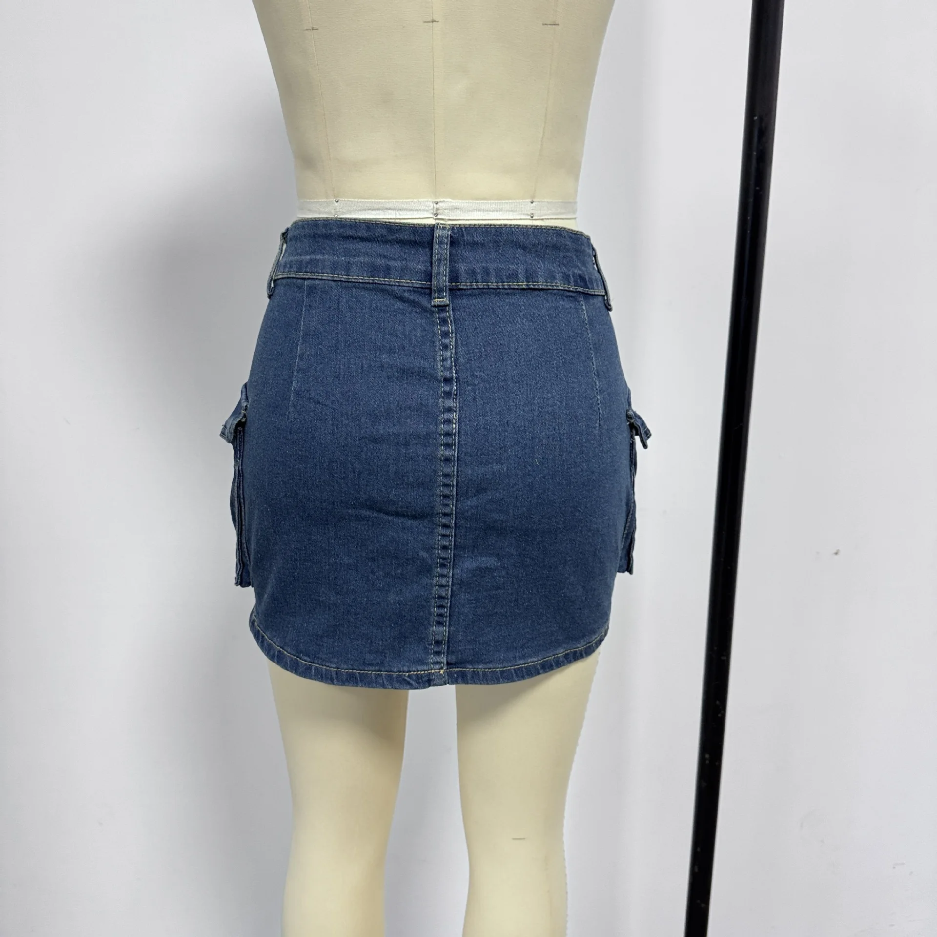 Streetwear Solid Color Cowboy Tight Skirts Women Fashion Pocket Design Sense Package Hip Slim Denim Mini Skirt Female Spring New