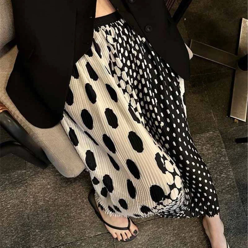 Fashionable polka dot pleated skirt, high waisted large A-line hem, high school long skirt long skirts for women