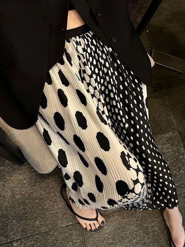 Fashionable polka dot pleated skirt, high waisted large A-line hem, high school long skirt long skirts for women