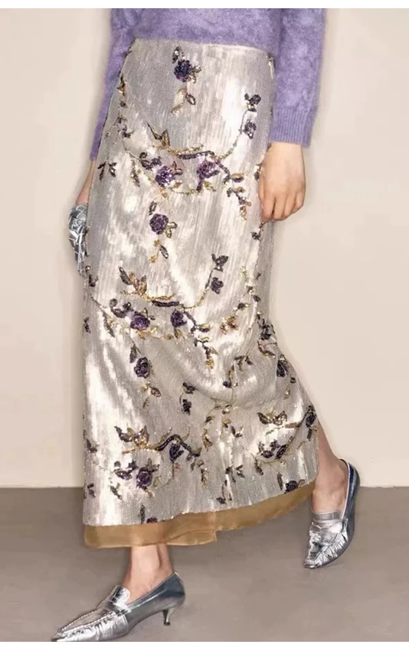 In the early spring of 2025, the new elegant hip skirt embroidered with sequins and high waist was opened with a skirt.