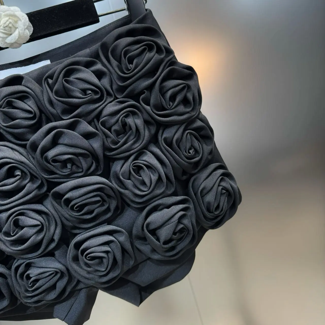 DEAT Trendy Fashion Women's 3D Flower Mini Skirts 2026 Spring New Items High Waist Wrap Hip Solid Color Skirt Female 11XX8807