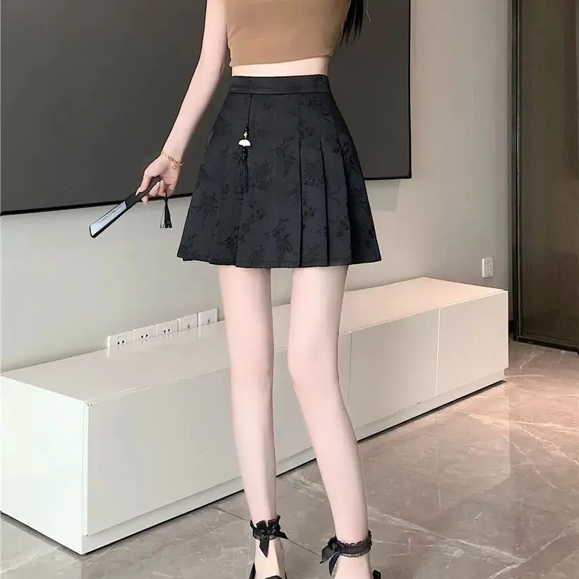 New Chinese style jacquard skirt for women, versatile and fashionable in early autumn, slimming and casual pleated skirt