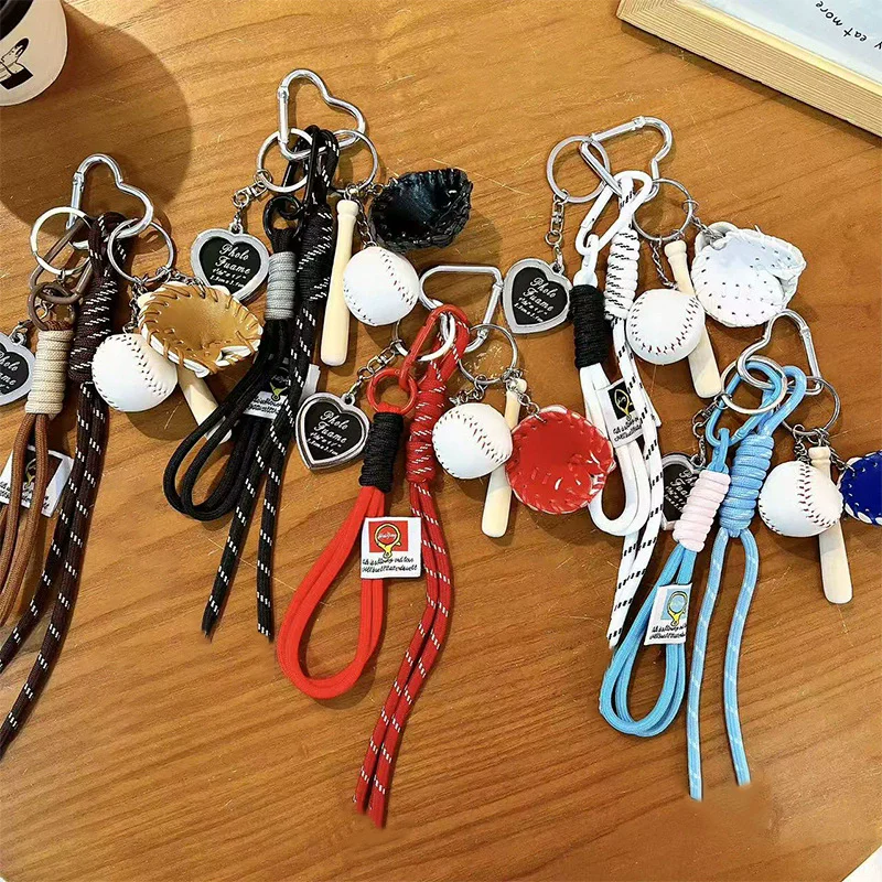 Cute Baseball Decor Keychain diy Fashion Bag Pendant sport travel Keychain Baseball Decor Key Chain Fashion Accessory for Gift