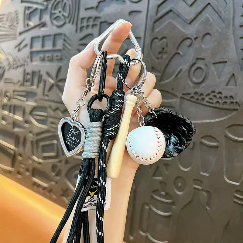 Cute Baseball Decor Keychain diy Fashion Bag Pendant sport travel Keychain Baseball Decor Key Chain Fashion Accessory for Gift