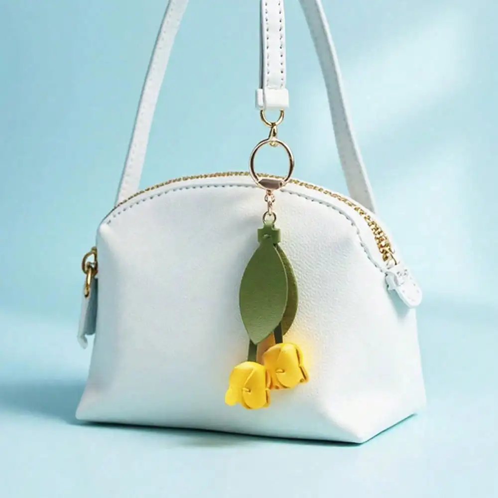Fashion Tulip Bag Decoration PU Leather Leaf Flower Key Chain, Fashion Cute Charm Creative Bag Pendant For Family/Friends Gift