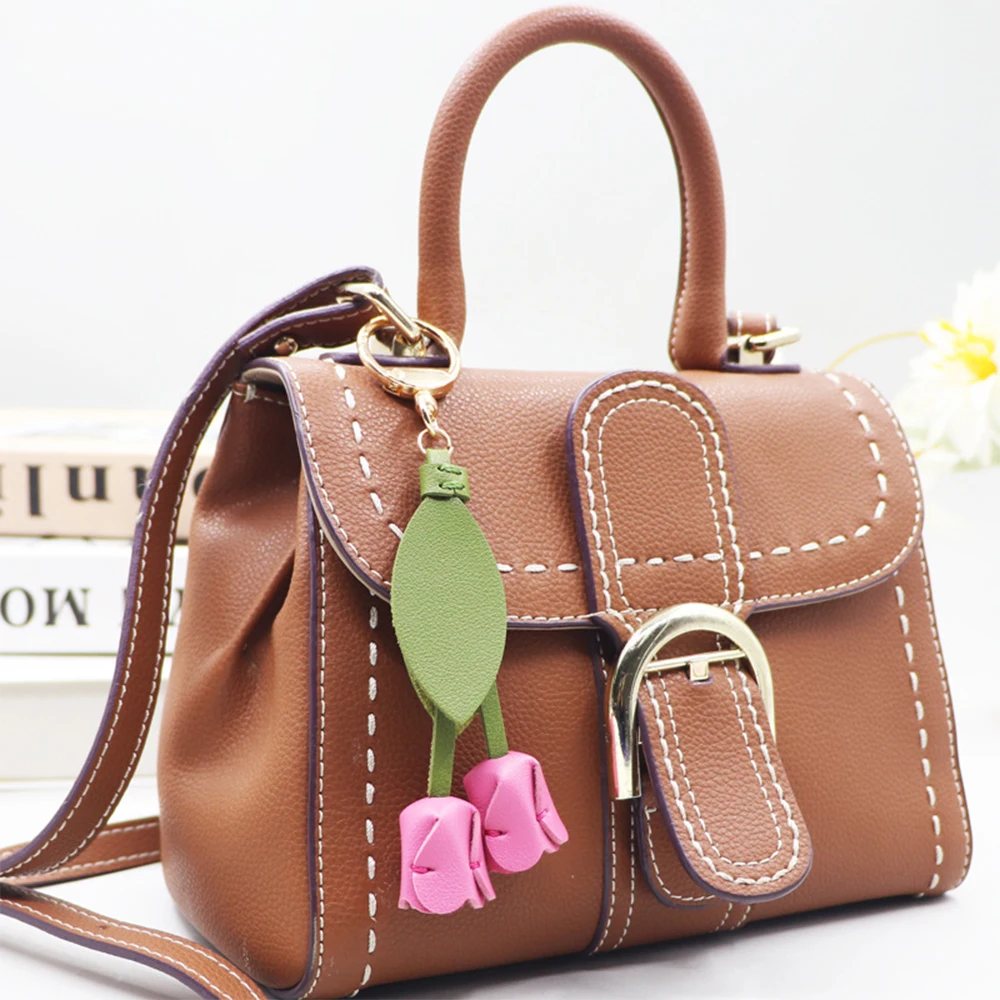 Fashion Tulip Bag Decoration PU Leather Leaf Flower Key Chain, Fashion Cute Charm Creative Bag Pendant For Family/Friends Gift