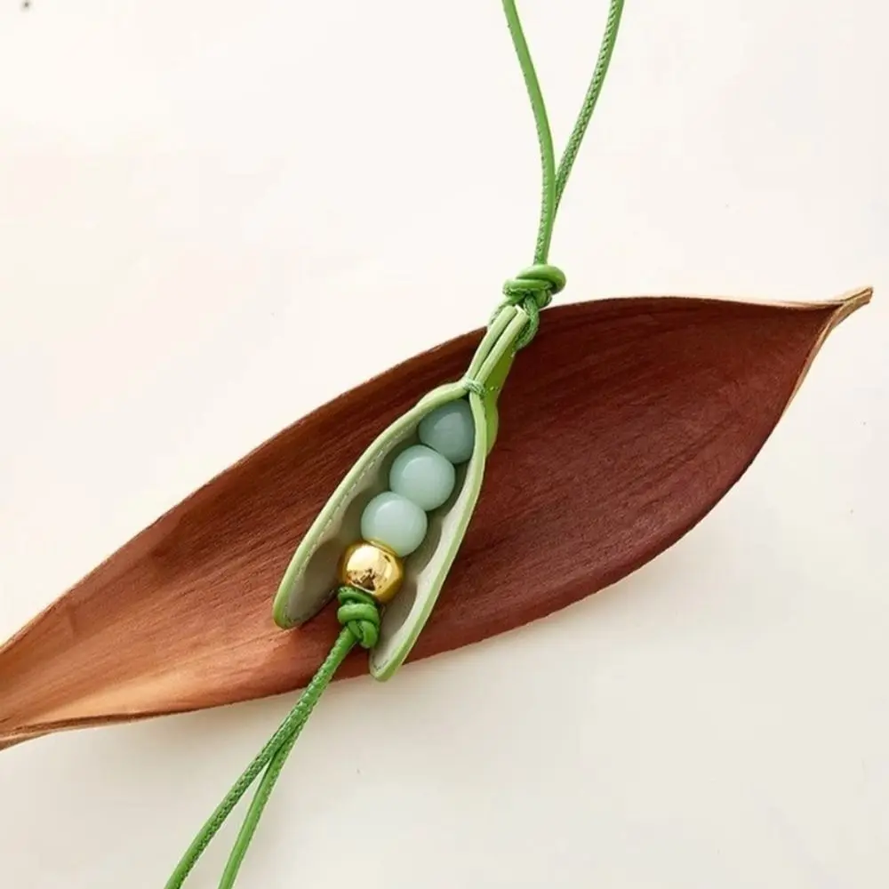 Fashion High-End Pea Pendant Handmade Green Pea Keychain Leather All-match Style Pea Bag Charm Trendy Accessory