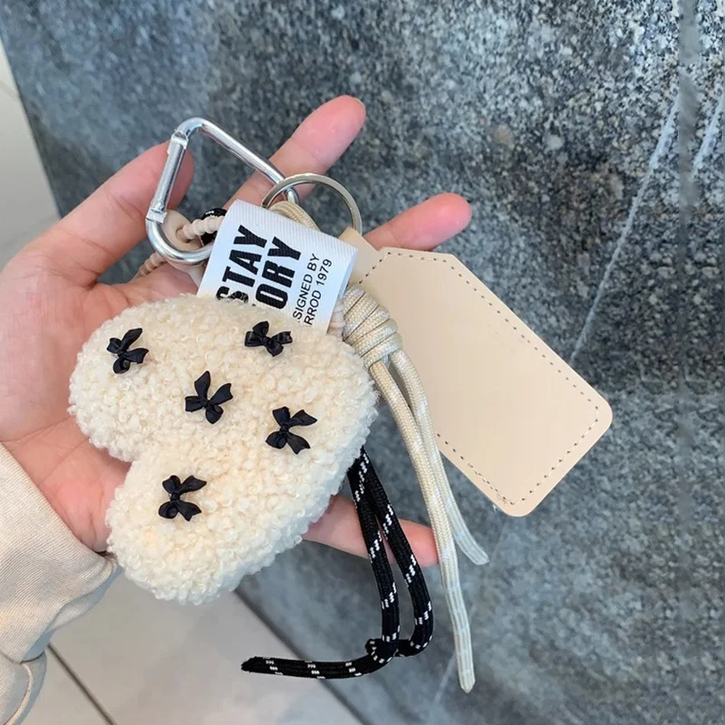Fashion Love Plush Keychain Heart Shaped Lamb Wool Braided Rope Chain Retro Plush Handmade Pendant Key Jewelry Accessoriy