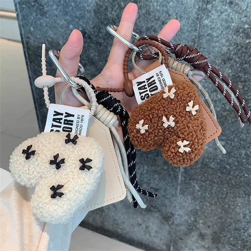 Fashion Love Plush Keychain Heart Shaped Lamb Wool Braided Rope Chain Retro Plush Handmade Pendant Key Jewelry Accessoriy