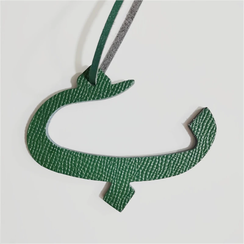 Wholesale Luxury Genuine Natural Leather Character Alphabet Arabic Letter H Keychain Backpack Pendant Ladies Women Bag Charm