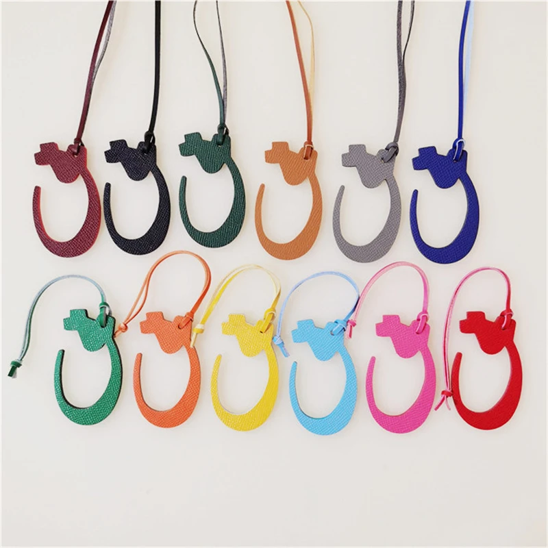 Wholesale Luxury Genuine Natural Leather Character Alphabet Arabic Letter H Keychain Backpack Pendant Ladies Women Bag Charm