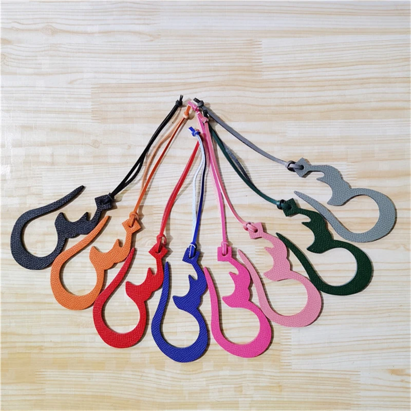 Wholesale Luxury Genuine Natural Leather Character Alphabet Arabic Letter H Keychain Backpack Pendant Ladies Women Bag Charm