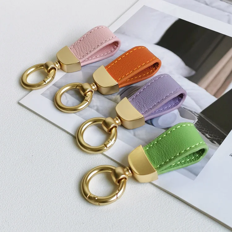 Custom Letters French Sheepskin Car Key Chain Women Delicate Leather Pendant High-end Keychain Lovely Leather Rope Key Holder