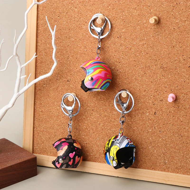 Creative Helmet Key Chain Pendant Fashion Safety Helmet Car Key Ring Bag Charm Decoration Motorcycle Club Fan Gift