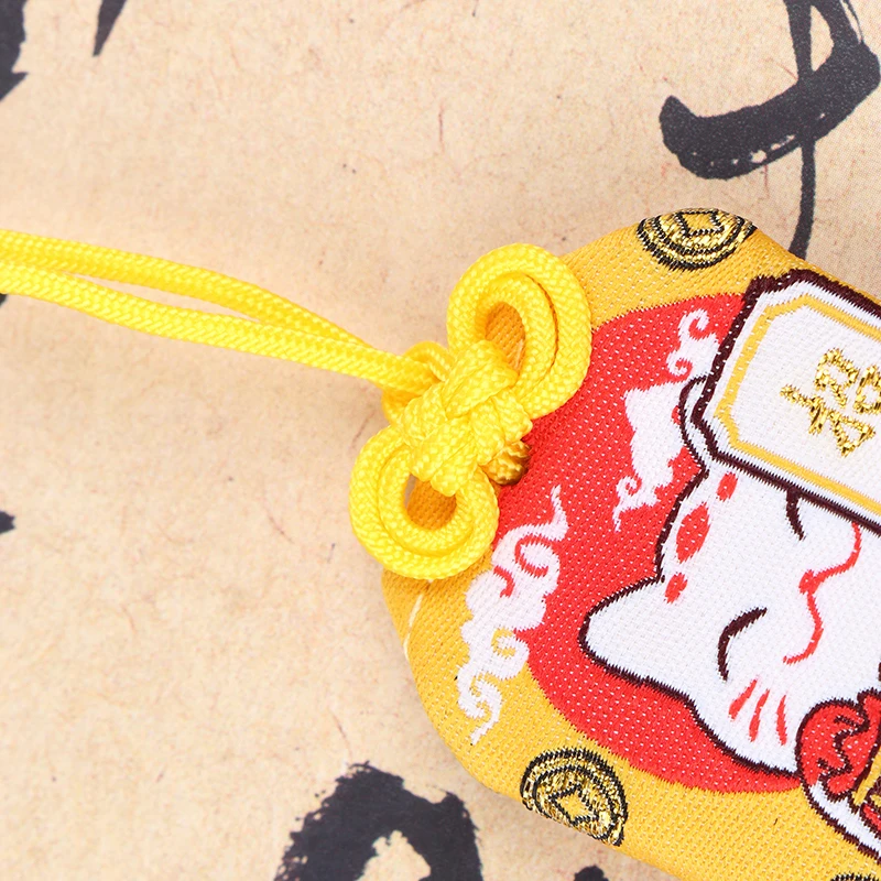 1pcs Kid Gift Pendant New Classic Japanese Prayer Imperial Amulet Omamori Fortune Success WorkGod Of Wealth Small Blessing Bag