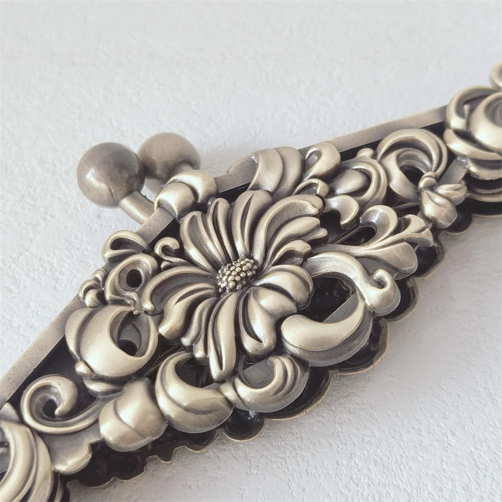 16.5cm*8cm Antique Brass Zinc Alloy 1 Piece Metal Frame Kiss Clasp Lock Obag purse Making DIY Craft Bag Clutch Coin Purse Frames